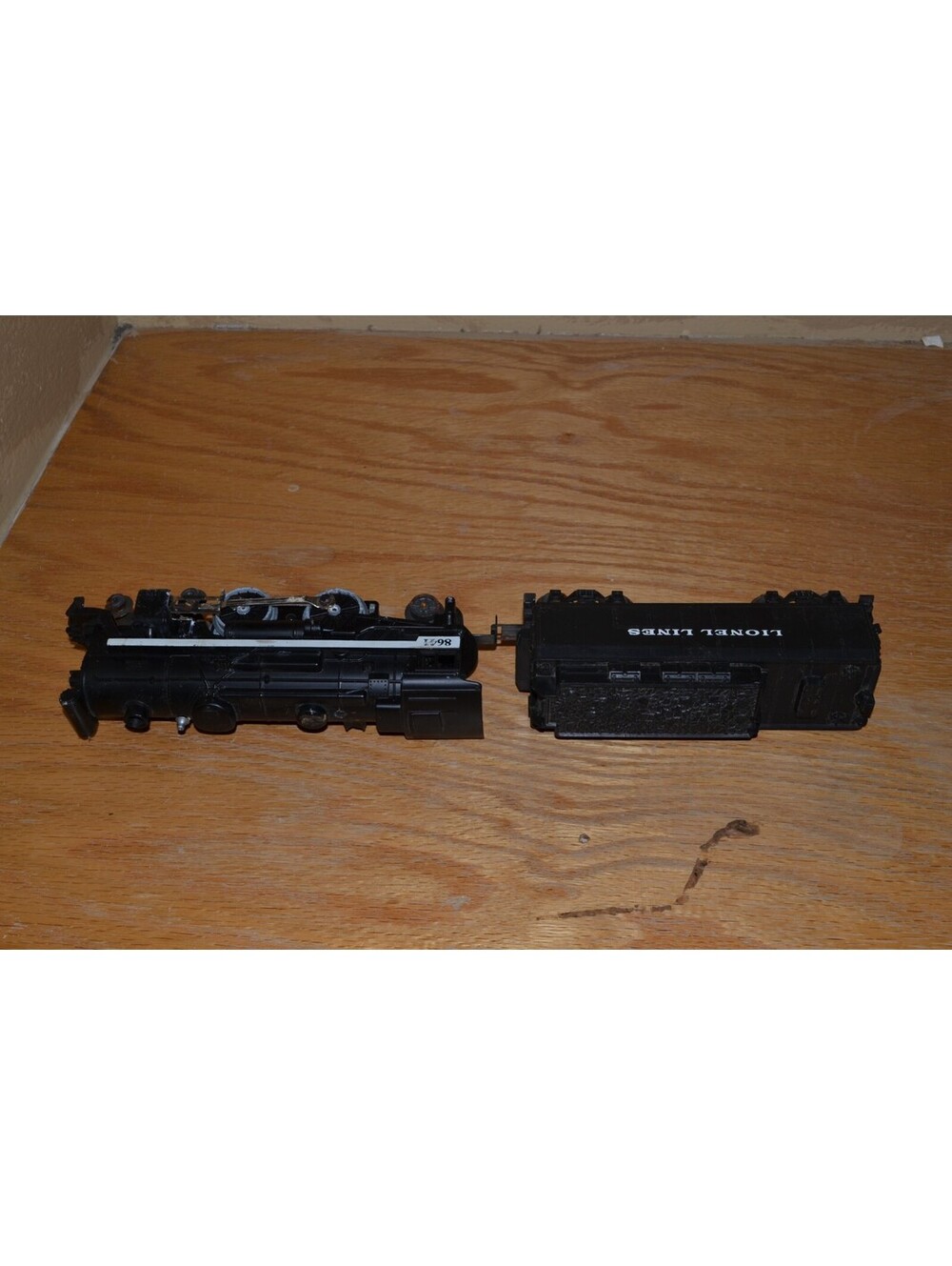 RARE O Gauge Lionel #8641 4-4-2 Steam Engine & Tender AS IS - Picture 4 of 13